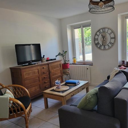 Appartement Avec Terrasse Gaillon Dış mekan fotoğraf