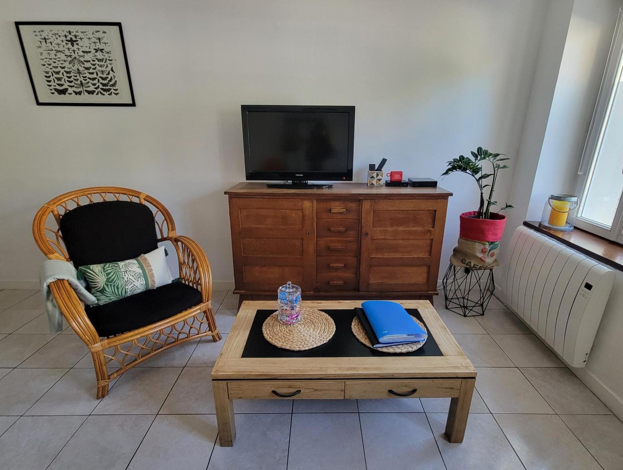 Appartement Avec Terrasse Gaillon Dış mekan fotoğraf